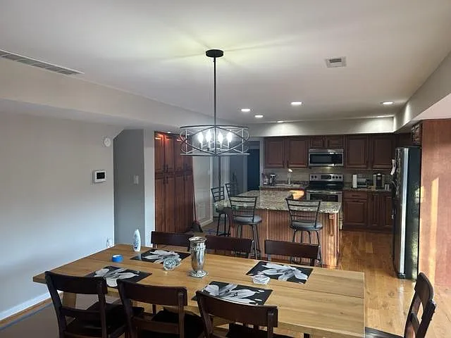 Cedarcreek Ln — Photo 23