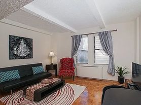 150 W 51st St