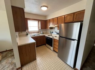 204 Stonewall Court, Nappanee, IN 46550