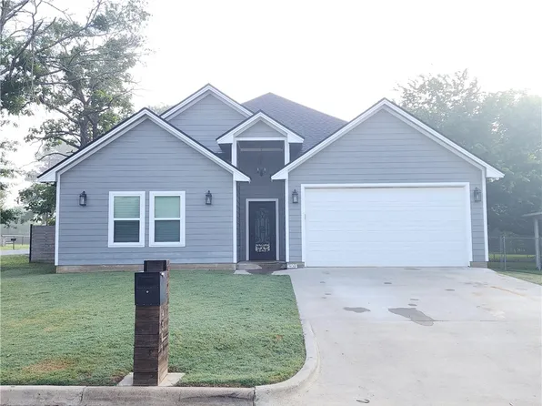 4301 Malvern St, Bryan, TX 77803