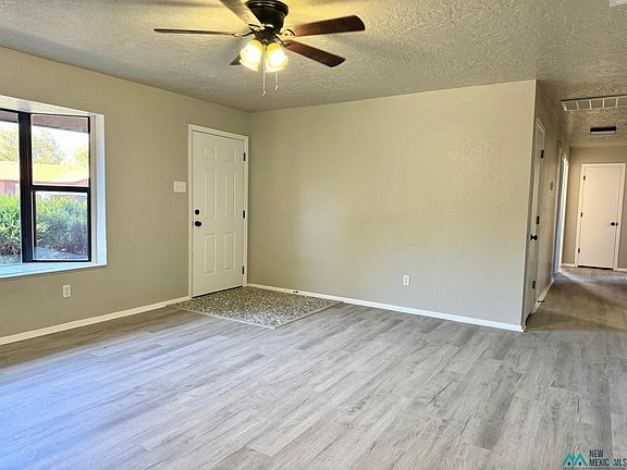 5th image of 1725 Courtland Cir
