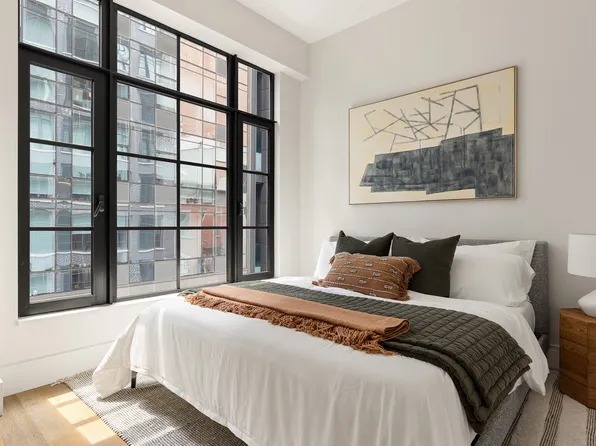 517 West 29th Street image 2 of 15