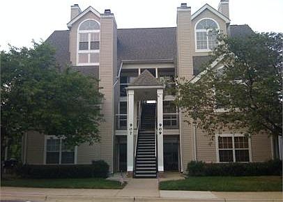 1st image of 909 Hillside Lake Ter APT 501