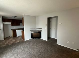 1320 13th St NW, Minot, ND 58703
