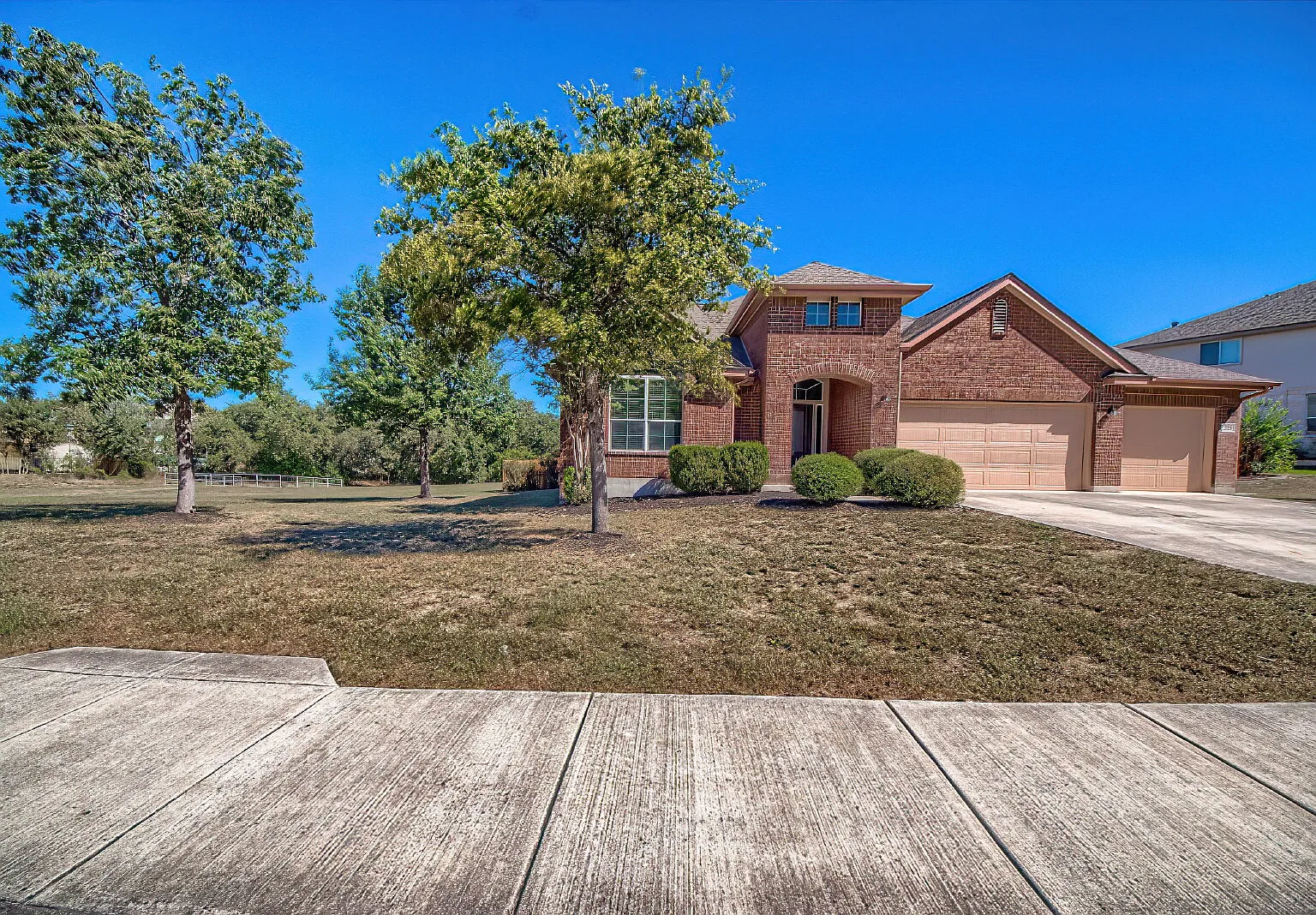 4 bed, 3.5 bath, 3163 sqft, $2,650 — Photo 1