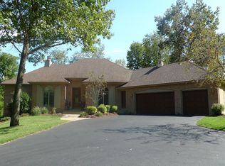 490 Lehigh Dr SE, Ada, MI 49301