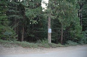 2nd image of 3276 Arapaho Ct