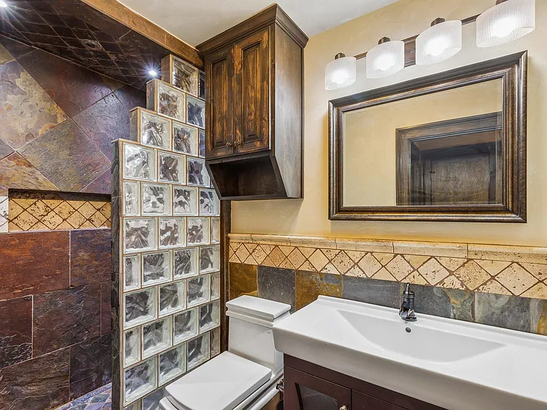 500 E Riverside Dr #254 — Photo 7