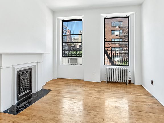 5th image of 201 E 82nd St #4A