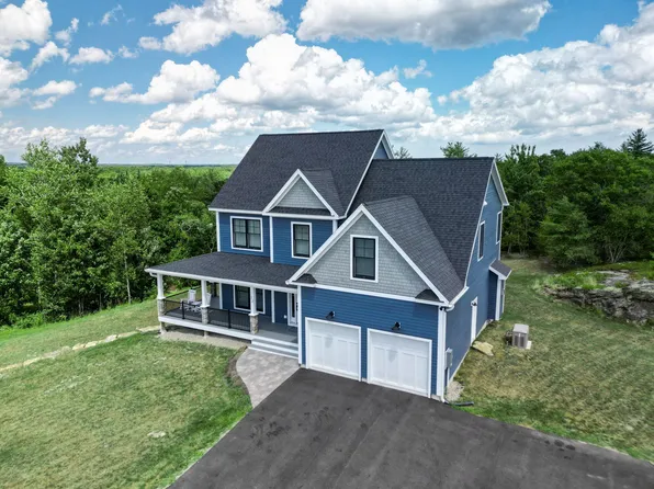 22 Cal Vista Drive, Dayton, ME 04005