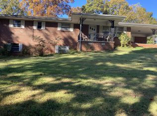 1028 Moore Rd NW, Charleston, TN 37310