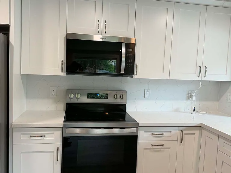 16529 Alderwood Mall Pkwy #B — Photo 3