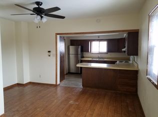 321 Central Ave S, Crookston, MN 56716