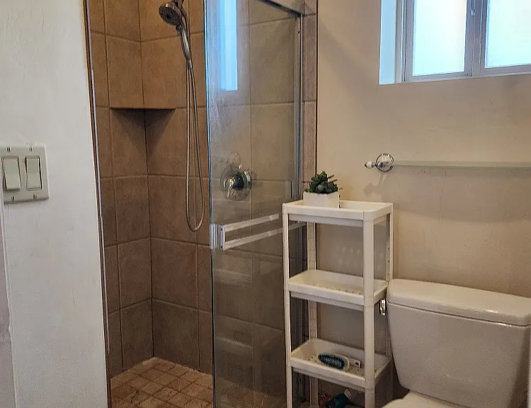 1434 E Elm St #2 — Photo 16