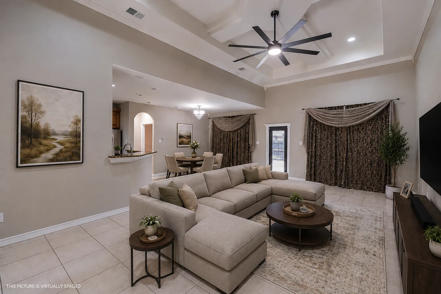 4 bed, 2162 sqft, $2,600 — Photo 4