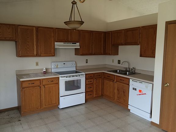 5th image of 1383 Gray Meadow Dr