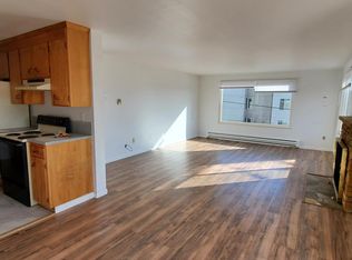 6701 24th Ave NW #202, Seattle, WA 98117