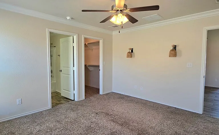 1025 Pine Leaf Pl — Photo 12