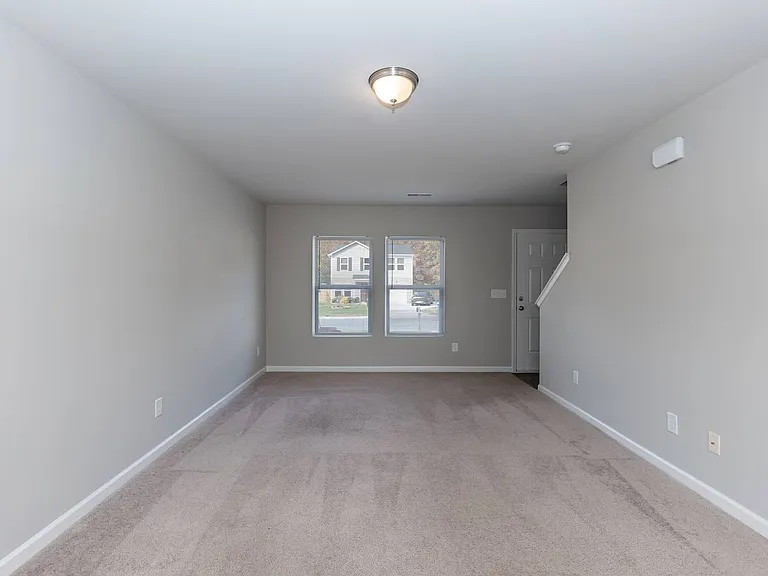 1859 Northside Dr — Photo 8