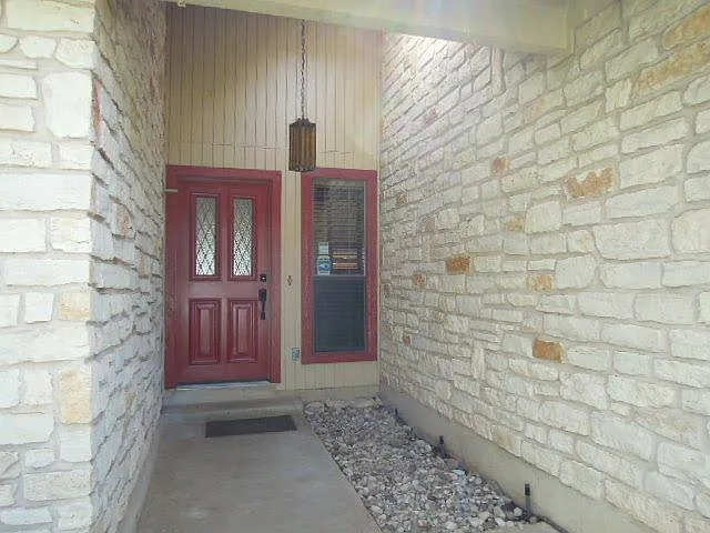 11203 Oak View Dr — Photo 3
