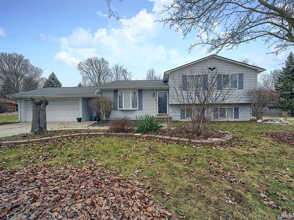 1st image of 3431 Brenthill Dr