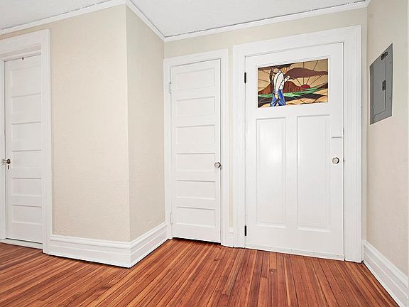 2nd image of 403 Palisade Ave Floor 2