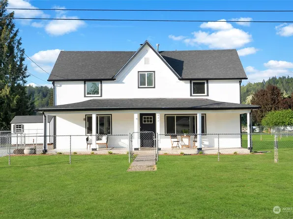 412 Corrin Avenue SE, Orting, WA 98360