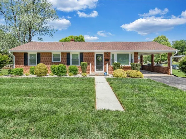 3301 Whittle St NE, Roanoke, VA 24012