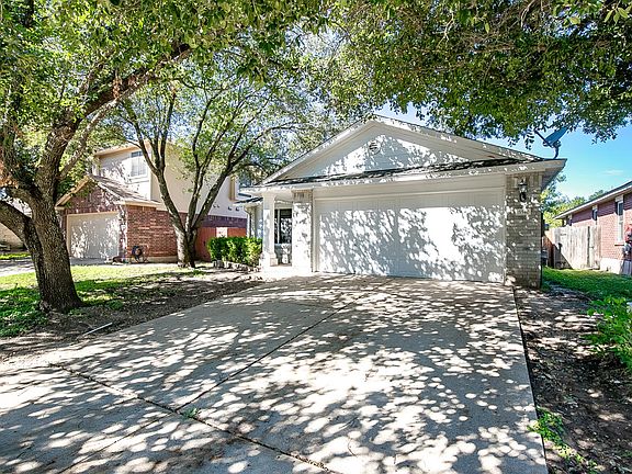 2nd image of 15540 Sutton Leighs Ln