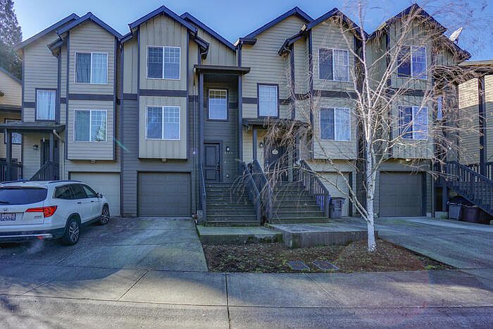 1st image of 2725 Rossiter Ln
