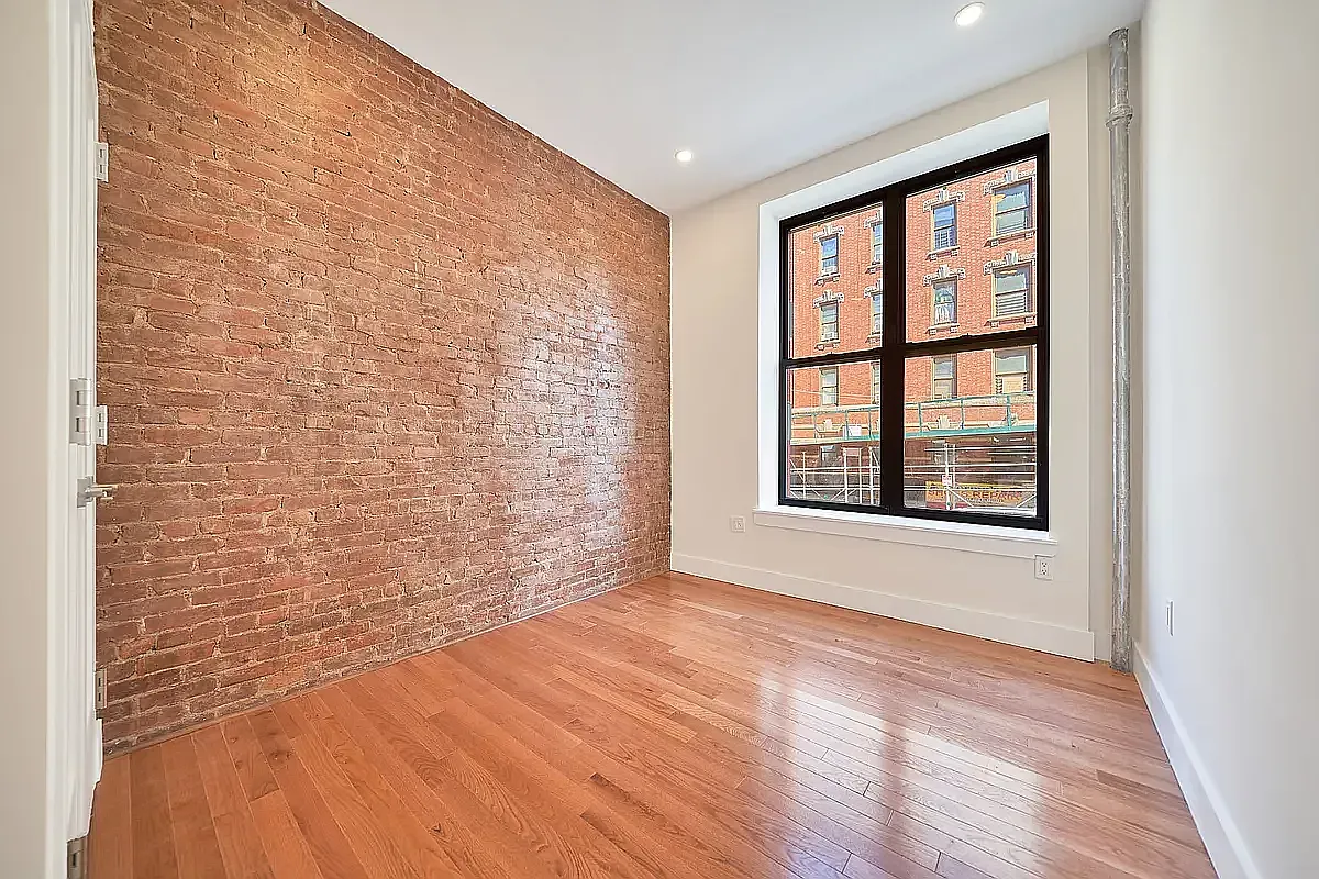 516 West 156th Street — Photo 2