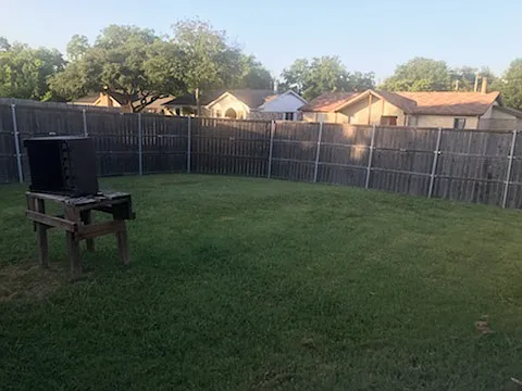 1201 Meadow Creek Dr — Photo 5