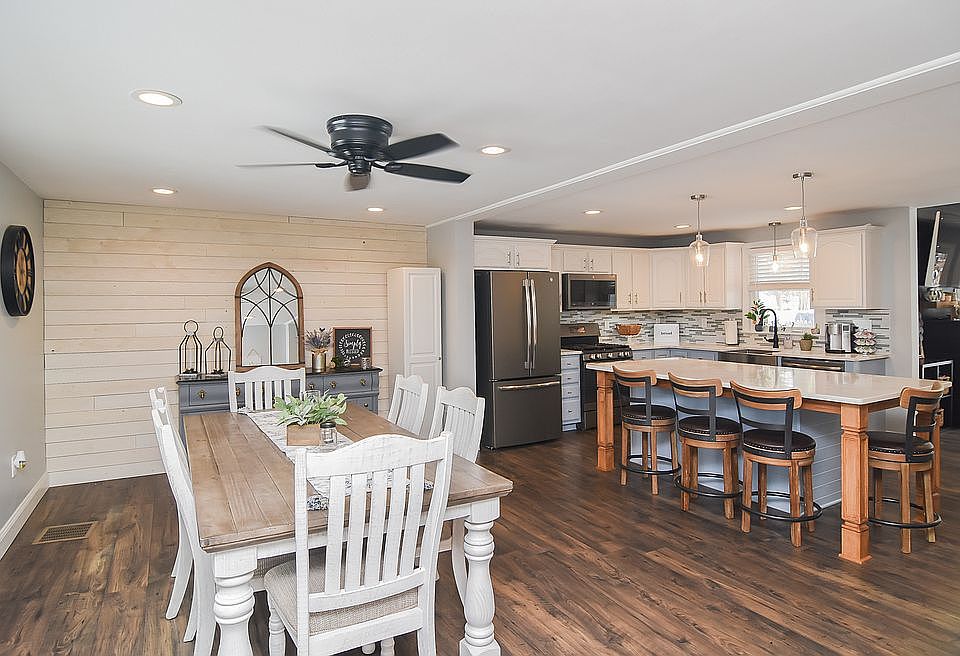 Open Concept Main Floor