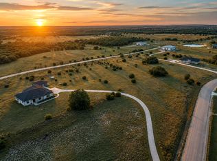 3 Cloudwood Ranch Rd, Briggs, TX 78608