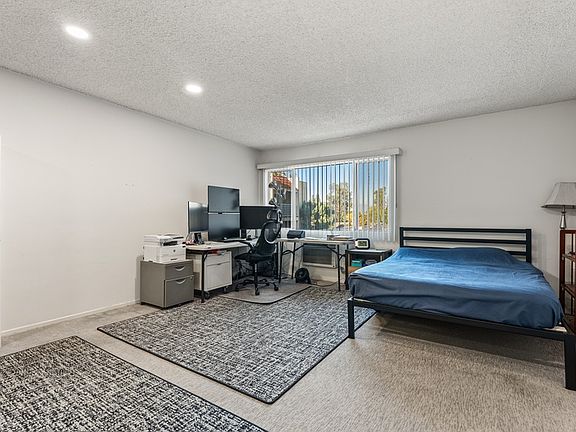 4th image of 18307 Burbank Blvd Unit 336