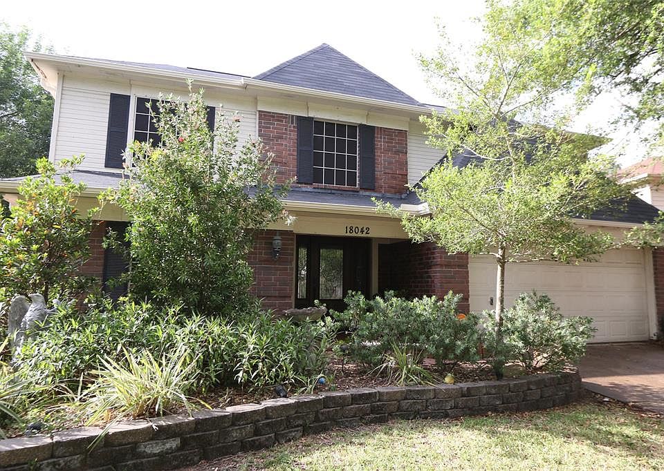 1st image of 18042 Berry Branch Dr