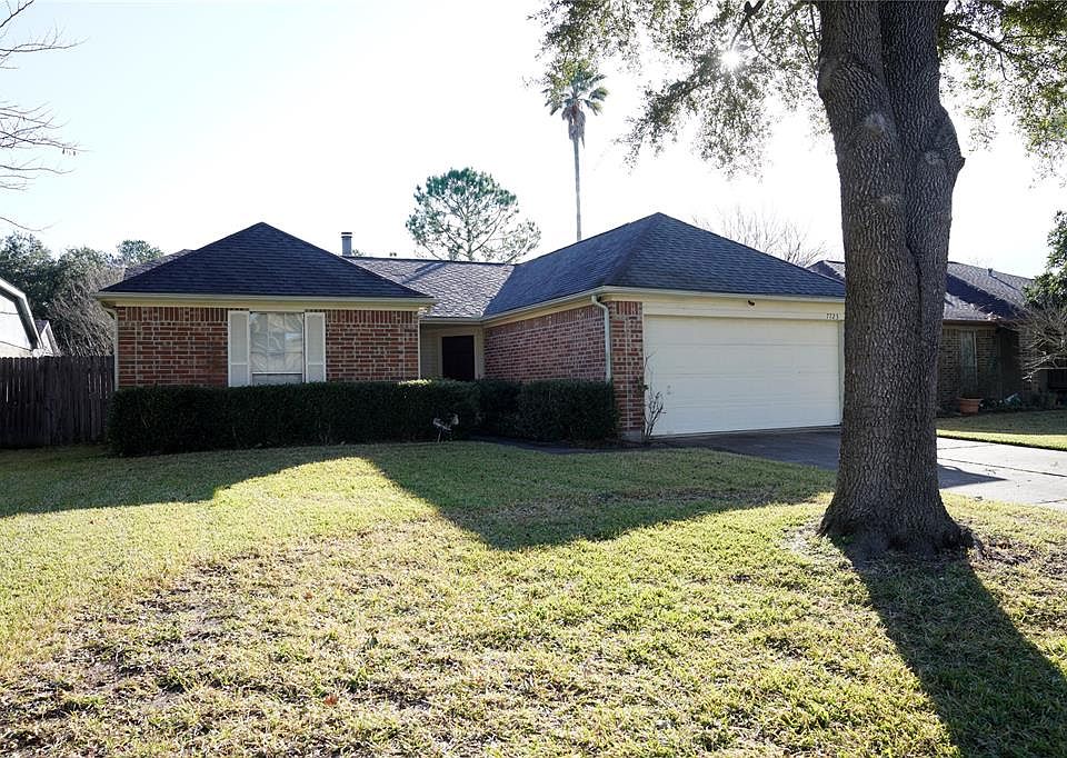 1st image of 7723 Londres Dr