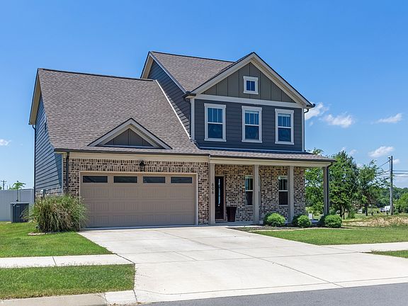 2nd image of 606 Bella Ct