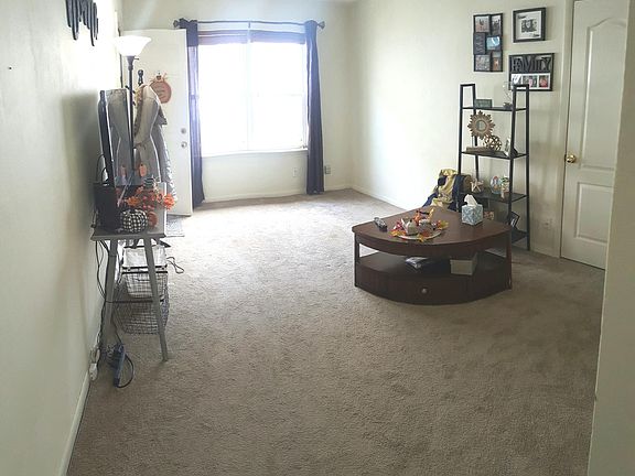 2nd image of 4639 Lee Ave