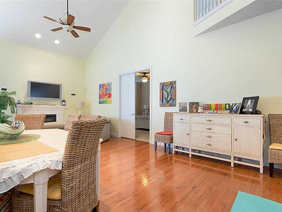 4th image of 235 Woodland Place Ct