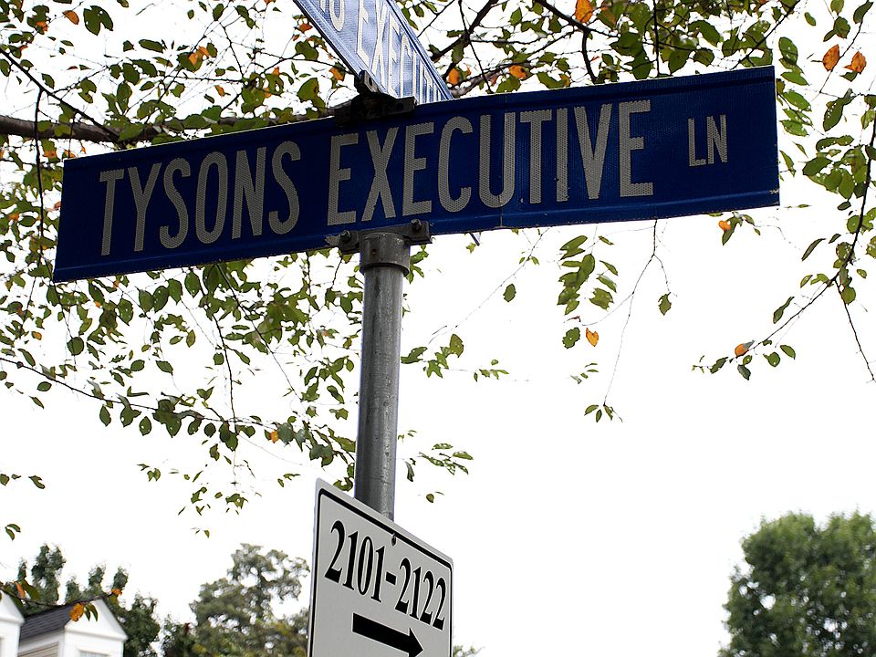 2nd image of 2116 Tysons Executive Ct