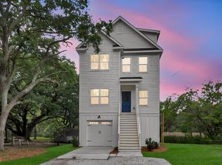 1552 N Avalon Cir, Charleston, SC 29407