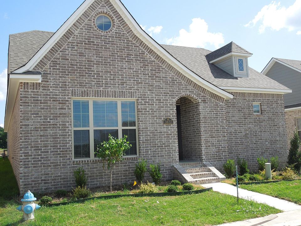 3837 MacClure, fayetteville.  off powderhorn in Mountain ran