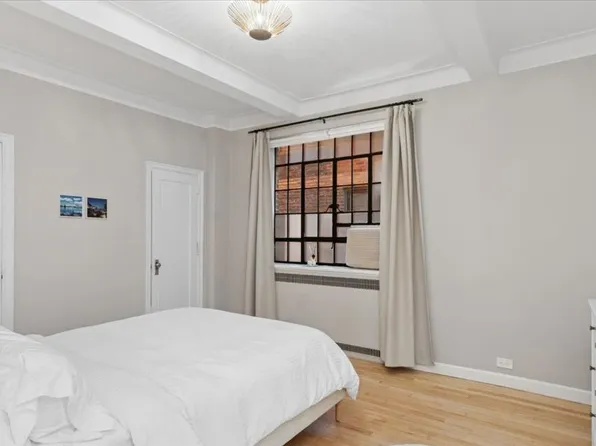 10 Park Avenue image 3 of 4