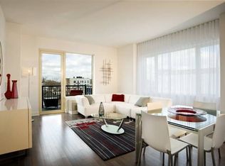 12-14 Hudson Pl, Weehawken, NJ 07030