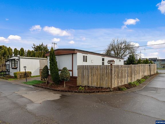 3rd image of 612 N Cascade Dr Unit 48