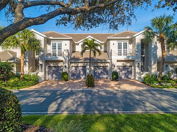 5th image of 9667 Cypress Hammock CIR #101
