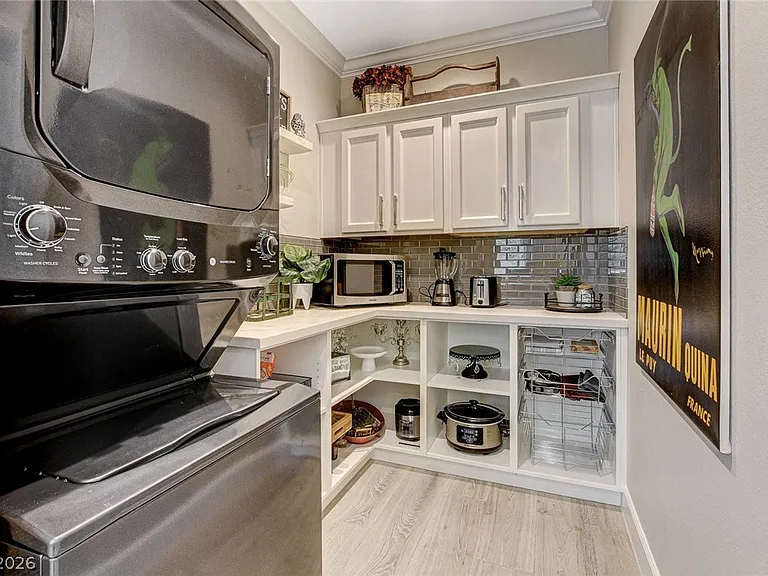 2913 Vista Butte Dr — Photo 16