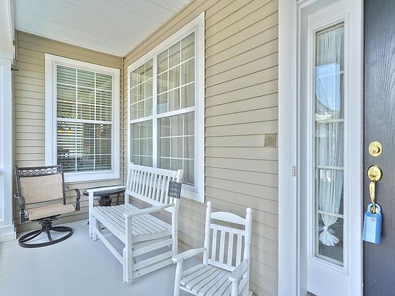 3rd image of 2628 Homestead Dr