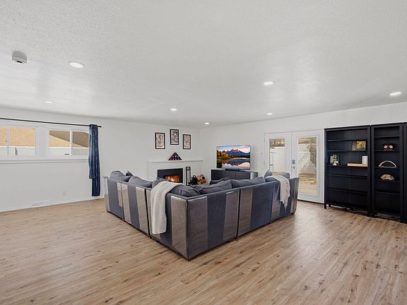 4th image of 3424 Georgia St NE